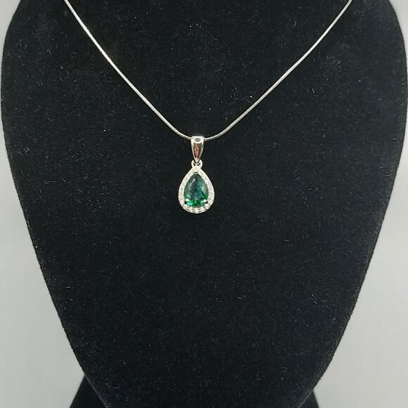 0.6 Carat Nano Russian Emerald Sterling Silver Necklace - Picture 6 of 10